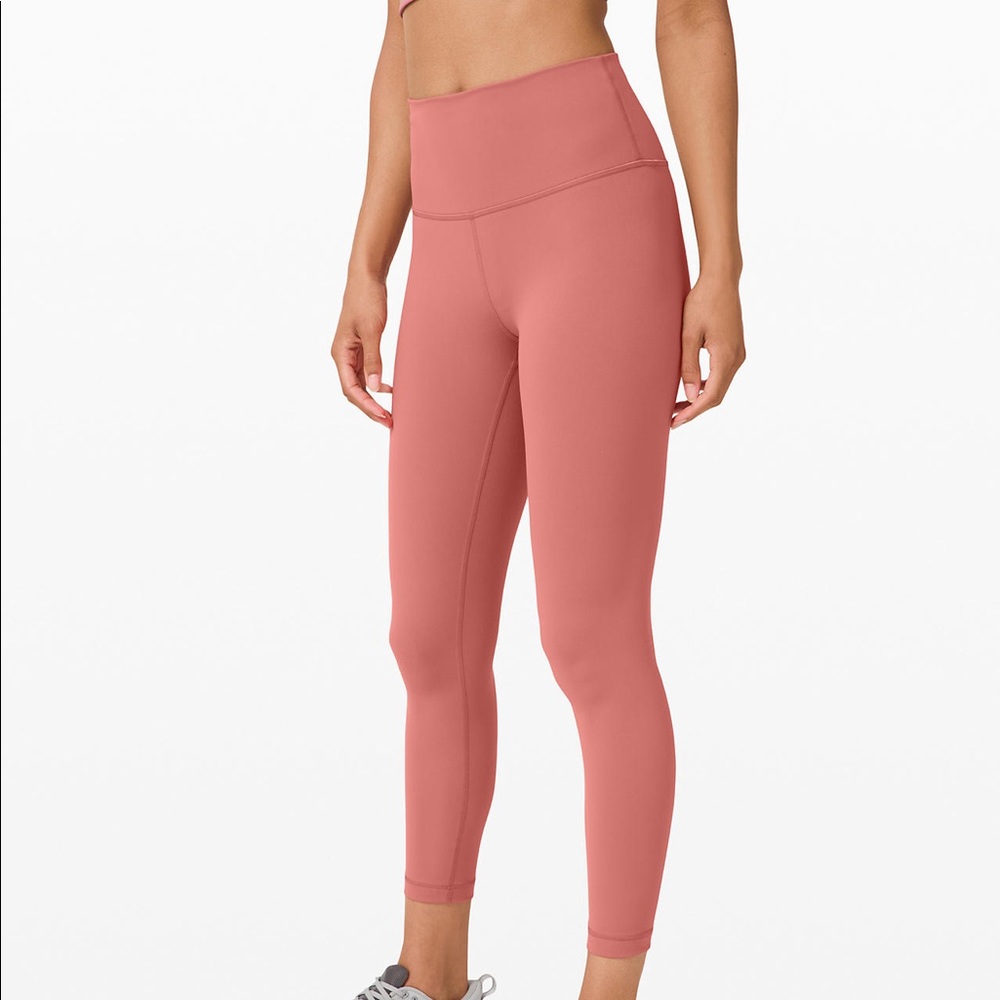 Lululemon align leggings! Super soft and trendy